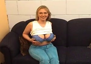 Chunky hoe getting banged with legs spread wide