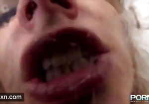 Slutty lady is getting orally fucked by pretty big dicks