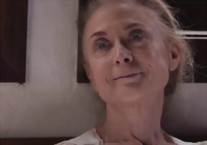 Aesthetic old lady licks her girlfriend's hole in the bed